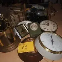 Horloges en klokken. 9 stuks – kavel bij BOPA Auctions, Ieper