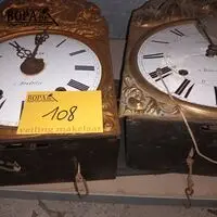 Comtoise klokken. 2 stuks – kavel bij BOPA Auctions, Ieper