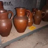 Kruiken in aardewerk. 8 stuks – kavel bij BOPA Auctions, Ieper