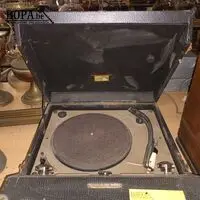 Koffergrammofoon – kavel bij BOPA Auctions, Ieper