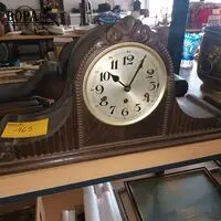 Schouwklok. 2 stuks – kavel bij BOPA Auctions, Ieper