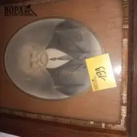 Oude foto’s in kader. 2 stuks – kavel bij BOPA Auctions, Ieper