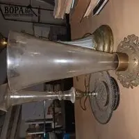 Art deco lamp en vazen. 3 stuks – kavel bij BOPA Auctions, Ieper