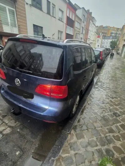 Verkoop volkswagen touran – kavel bij Auctionline, Oostende