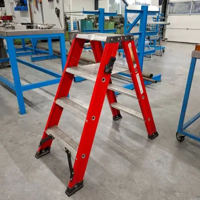 Werktrap Kelfort, 2x 3 treeds met bordes – kavel bij Onlineveilingmeester, Aalsmeer