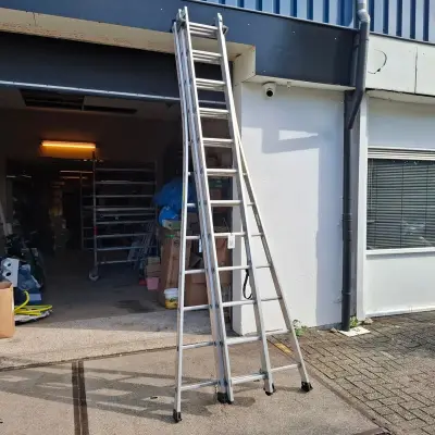 3-Delige ladder Tubesca, Pronor – kavel bij Onlineveilingmeester, Hoogeveen