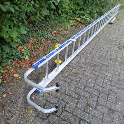 Steigertrap Tubesca – kavel bij Onlineveilingmeester, Hoogeveen