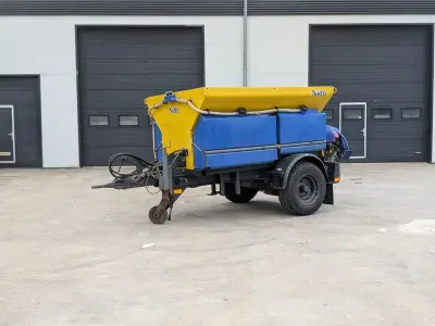 Zoutstrooier, Nido, STRATOS B17KR-21, 2011 – kavel bij Onlineveilingmeester, Heerenveen