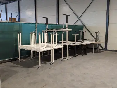 Ca. 17x Diverse kantoortafels en bureau's – kavel bij Onlineveilingmeester, Heerenveen