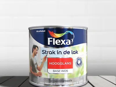 6x Strak in de lak alkyd hoogglans - 500 ml, Flexa, wit – kavel bij Onlineveilingmeester
