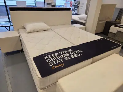 Boxpring 180x200 met matrassen en nachtkasten, Sleep & Dream – kavel bij Onlineveilingmeester, Hoogeveen