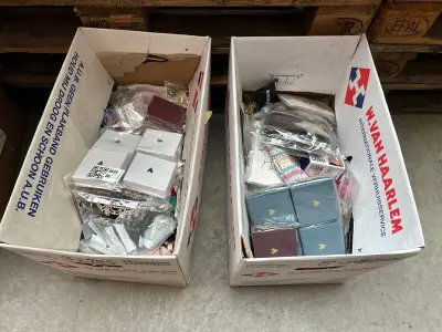 Ca. 435x Sieraden – kavel bij Onlineveilingmeester, Hoogeveen