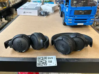 2x Draadloze koptelefoon JBL – kavel bij Onlineveilingmeester, Hoogeveen