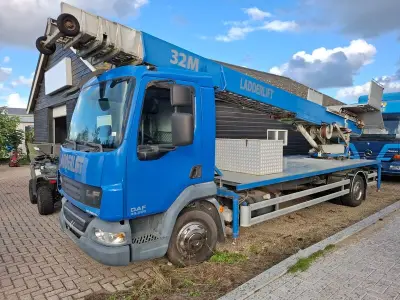 Vrachtwagen met ladder opbouw, DAF, 45220, 2008 – kavel bij Onlineveilingmeester, Middelburg