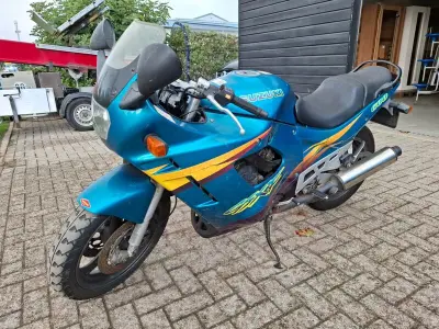 Motorfiets, Suzuki Tour, GSX 600 F, 1996 – kavel bij Onlineveilingmeester, Middelburg