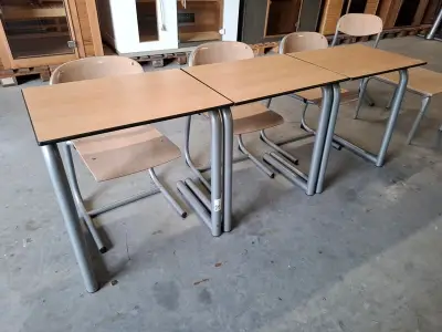 Schoolmeubilair, Ahrend – kavel bij Onlineveilingmeester, Middelburg