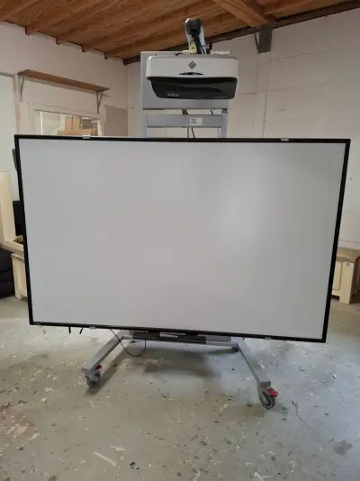Smartbord – kavel bij Onlineveilingmeester, Middelburg