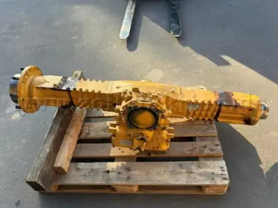 1 Defekte Hinterachse Radlader CAT 907H BJ 2008 (für Bastler/Ersatzteilspender) – kavel bij Zoll-Auktion, Eichenzell