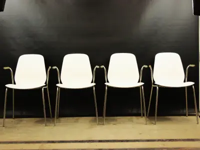 Leifarne Dietmar designstoelen set van 4 voor IKEA – kavel bij De Kringwinkel, Antwerpen