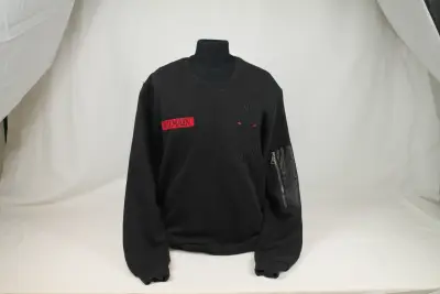 Zwarte Balmain sweater – kavel bij De Kringwinkel, Brecht