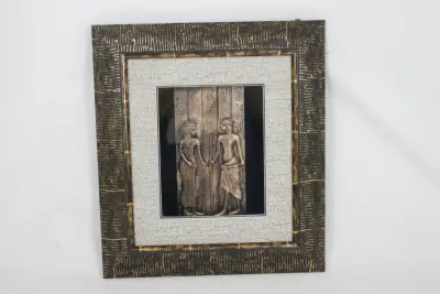Decoratief Egyptisch wandreliëf – kavel bij De Kringwinkel, Brecht