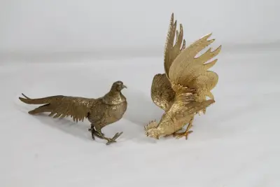 2 Vintage Decoratieve metalen vogelbeelden – kavel bij De Kringwinkel, Brecht
