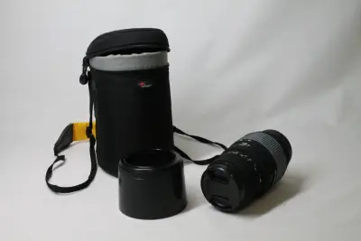 Sigma DG 70-300mm f/4-5.6 Telezoom lens met tas – kavel bij De Kringwinkel, Brecht