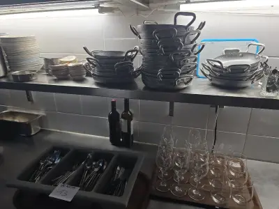 Resterende inhoud keuken Villeroy & Boch, Cosy & – kavel bij Auctim, Koksijde