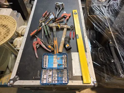 (12x) Divers klein handgereedschap STANLEY – kavel bij Auctim, Aartselaar