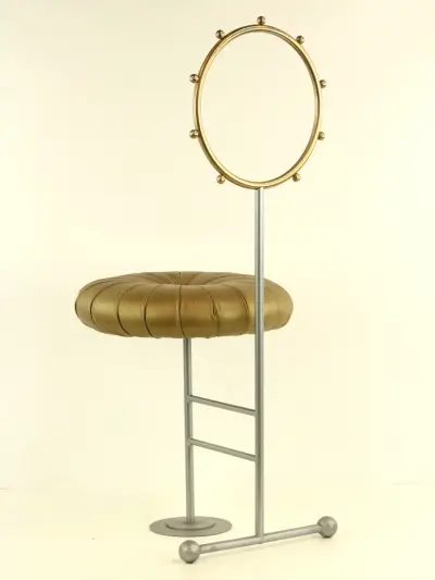 Luigi Serafini voor Sawaya & Moroni - zeldzame 'Santa Chair' - Italiaans postmodern design - jaren 1980 – kavel bij De Kringwinkel, Antwerpen
