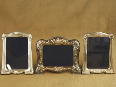 Drie sterling zilveren fotokaders Carr's of Sheffield – kavel bij De Kringwinkel, Antwerpen