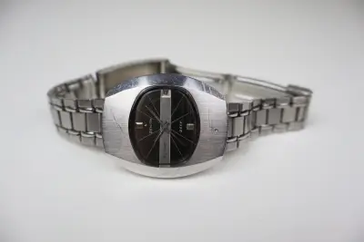 Vintage Zenith Defy "Spaceman" - Werkend – kavel bij De Kringwinkel, Izegem