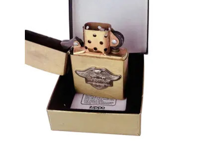 Zippo | Zeldzame Harley-Davidson Brass Aansteker – kavel bij XL Auctions