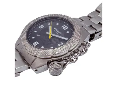 Diesel | Stoer Canteen Horloge van Edelstaal – kavel bij XL Auctions