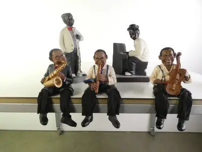 Set van 5 decoratieve jazzmuzikanten beeldjes – kavel bij De Kringwinkel, Heverlee