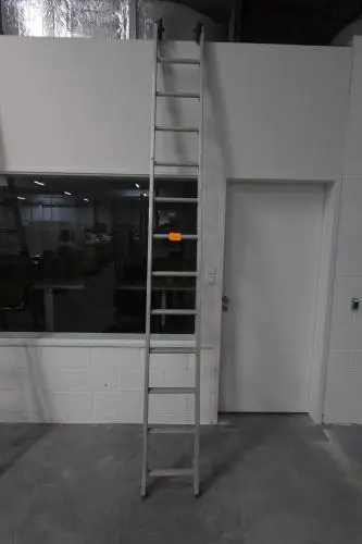 Ladder – kavel bij Openbare Verkopen