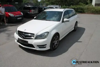 PKW Mercedes-Benz C350 T AMG Line, Benziner, 300 PS, gglfs Nockenwellenversteller defekt – kavel bij industrieauktion.online, Essen