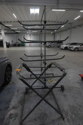 Bumperstandaard en schraag – kavel bij Openbare Verkopen