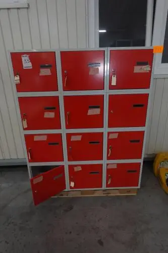 3x Lockerkast – kavel bij Openbare Verkopen
