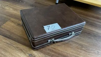 5691.70 => 1 Schallplattenspieler Wilson Diplomat – kavel bij VENTA Industrieversteigerungen, Hagen