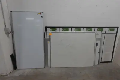 9x Divers whiteboard – kavel bij Openbare Verkopen
