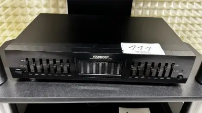 5691.111 => 1 Equalizer Soundwave 7 Band Graphic Equalizer Q-1300 – kavel bij VENTA Industrieversteigerungen, Hagen