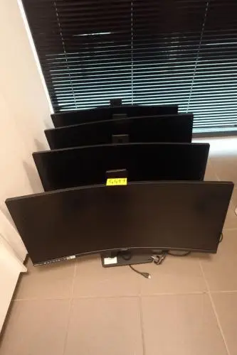4x Computerscherm iiyama – kavel bij Openbare Verkopen