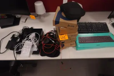 Partij computer toebehoren – kavel bij Openbare Verkopen