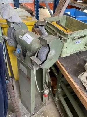 5590.1541 => 1 Doppelschleifbock auf Standsäule – kavel bij VENTA Industrieversteigerungen, Hagen