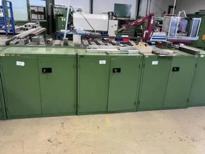5590.1562 => 10 Metallwerkzeugschränke, niedrig – kavel bij VENTA Industrieversteigerungen, Hagen