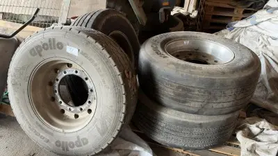 5735.13 => 4 LKW-Räder – kavel bij VENTA Industrieversteigerungen, Hagen
