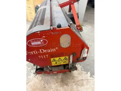 1 defekter Aerifizierer/Rasenlüfter Redexim BV, Modell VD7117 als Teileträger – kavel bij Zoll-Auktion, Handewitt