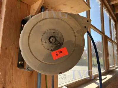 Druckluft-Schlauchaufroller SCHNEIDER – kavel bij IVG, Bonndorf