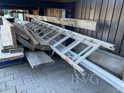 Aluminium uitschuifbare ladder – kavel bij IVG, Bonndorf